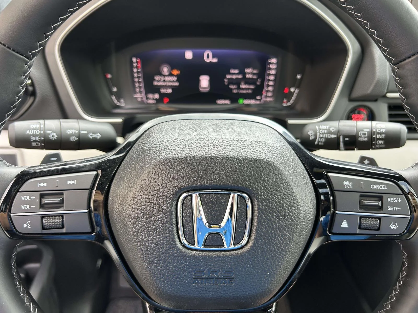 Used 2026 Gray Honda TrailSport Elite Blackout AWD image 13