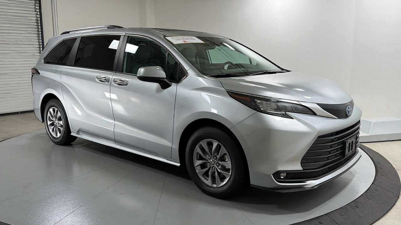 Certified Used 2025 Silver Toyota XLE image 3