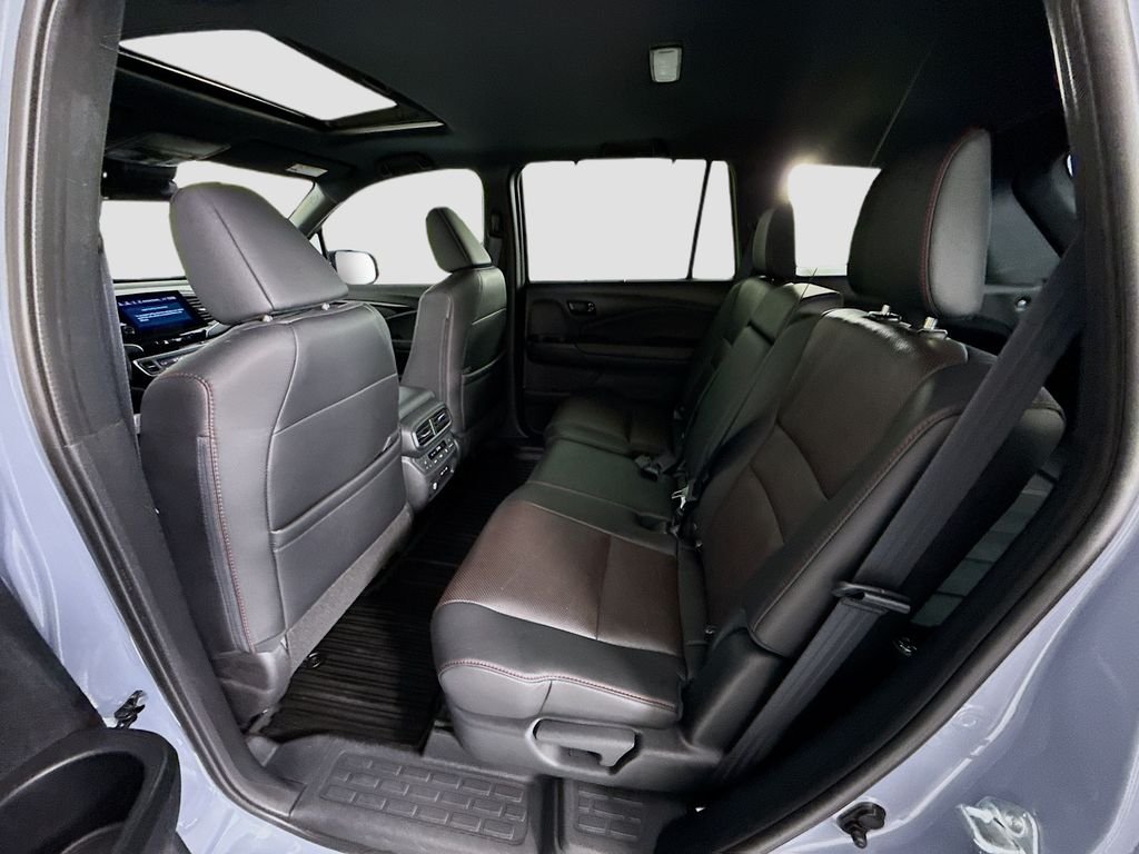 2025 Honda Passport Black Edition - Photo 21