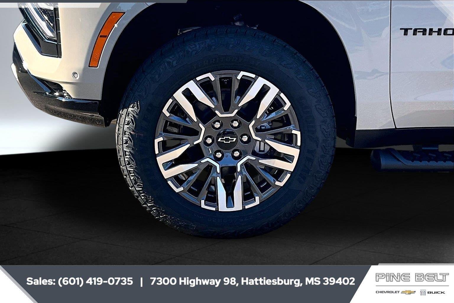 2027 Chevrolet Tahoe Z71 - Photo 7