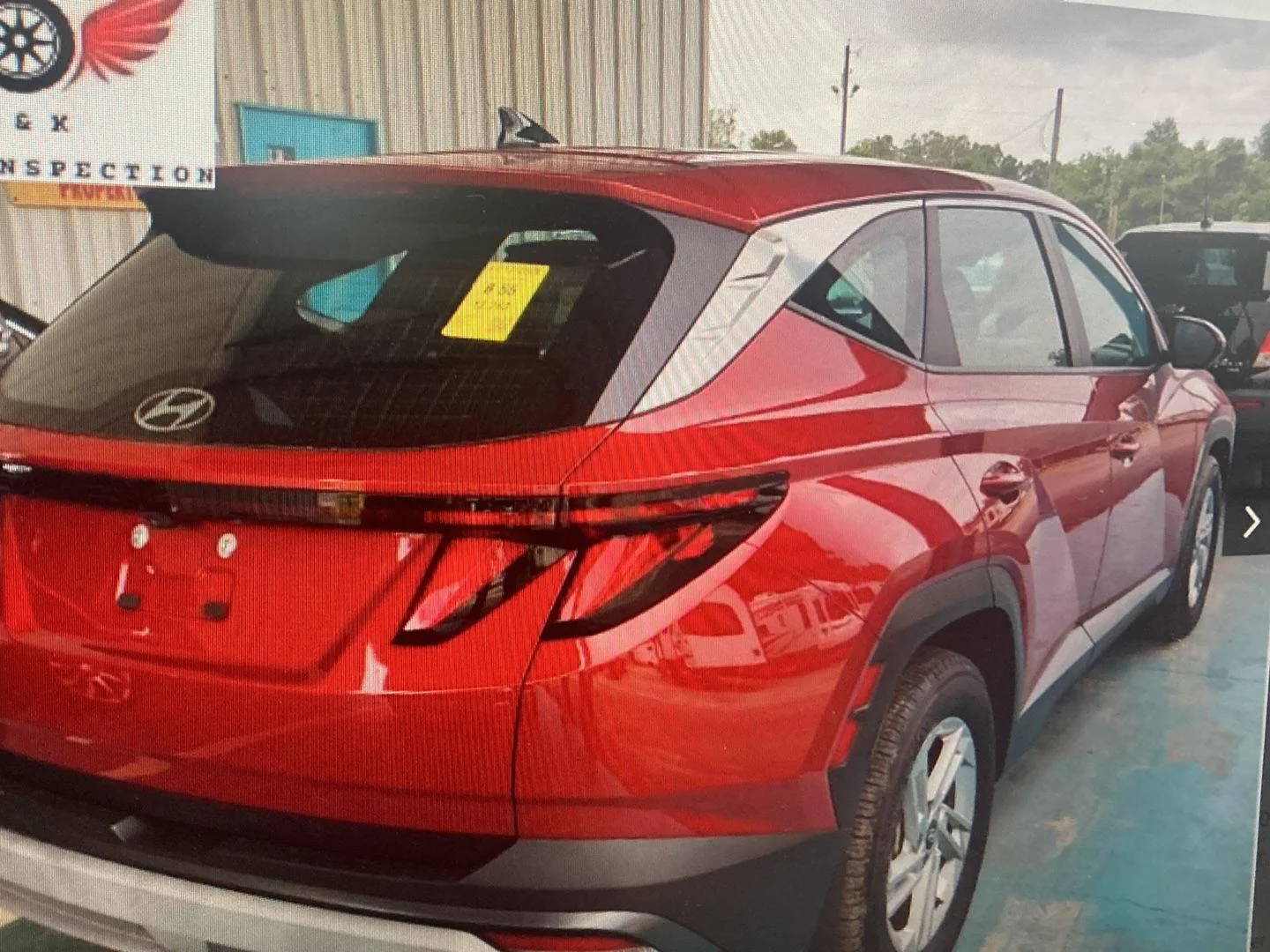 Used 2025 Ultimate Red Hyundai SE image 2