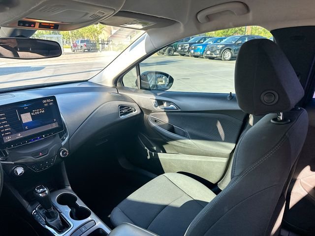Used 2018 Graphite Metallic Chevrolet LT image 23
