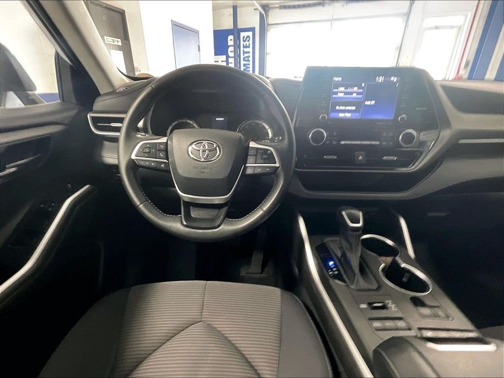 Used 2022 Beige Toyota LE image 17