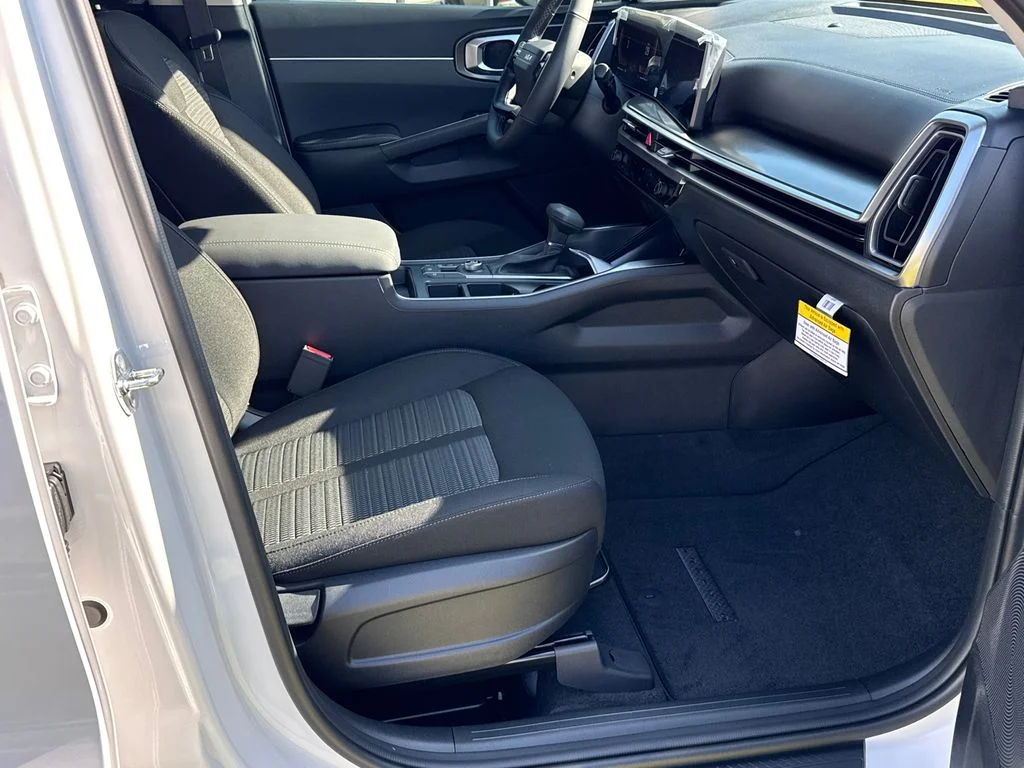 New 2026 Glacial White Pearl Kia LX image 13