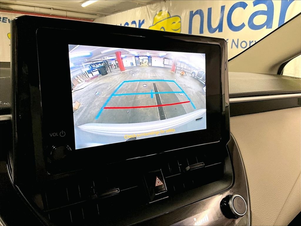 Used 2023 Silver Toyota LE image 19