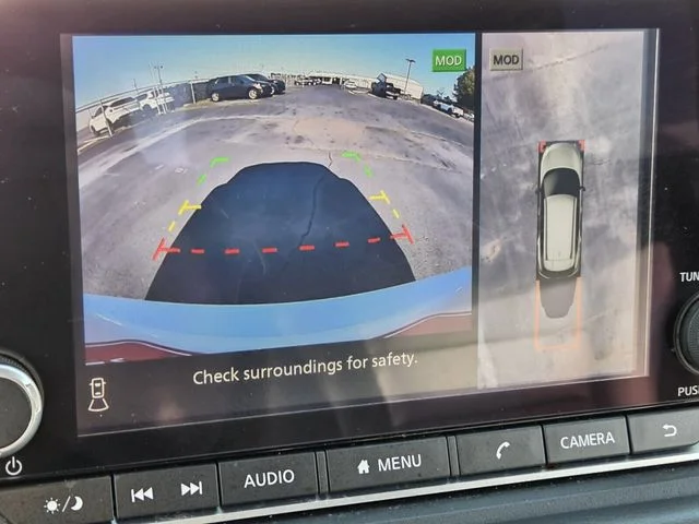 Used 2025 White Nissan Rock Creek image 18