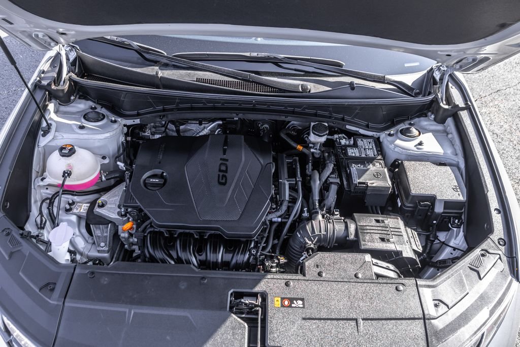Used 2023 Silver Hyundai SEL image 35