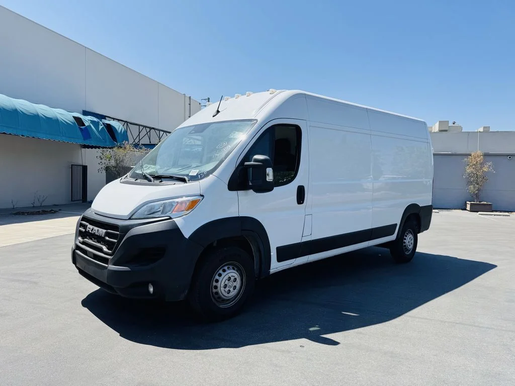Used 2025 White Ram High Roof image 9