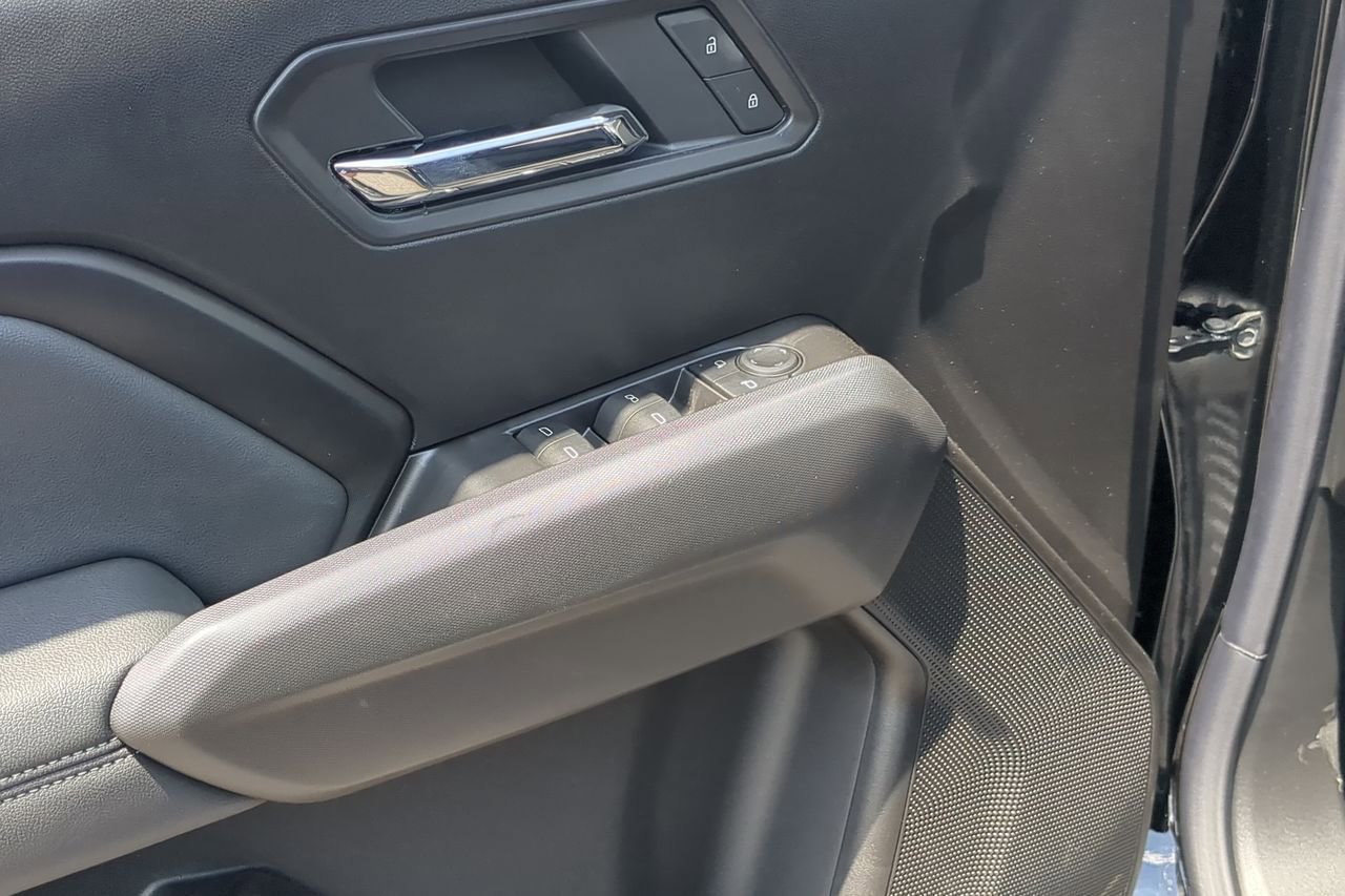 New 2026 Onyx Black GMC Elevation image 22