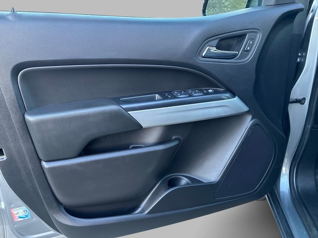 Used 2021 Gray Chevrolet LT image 20
