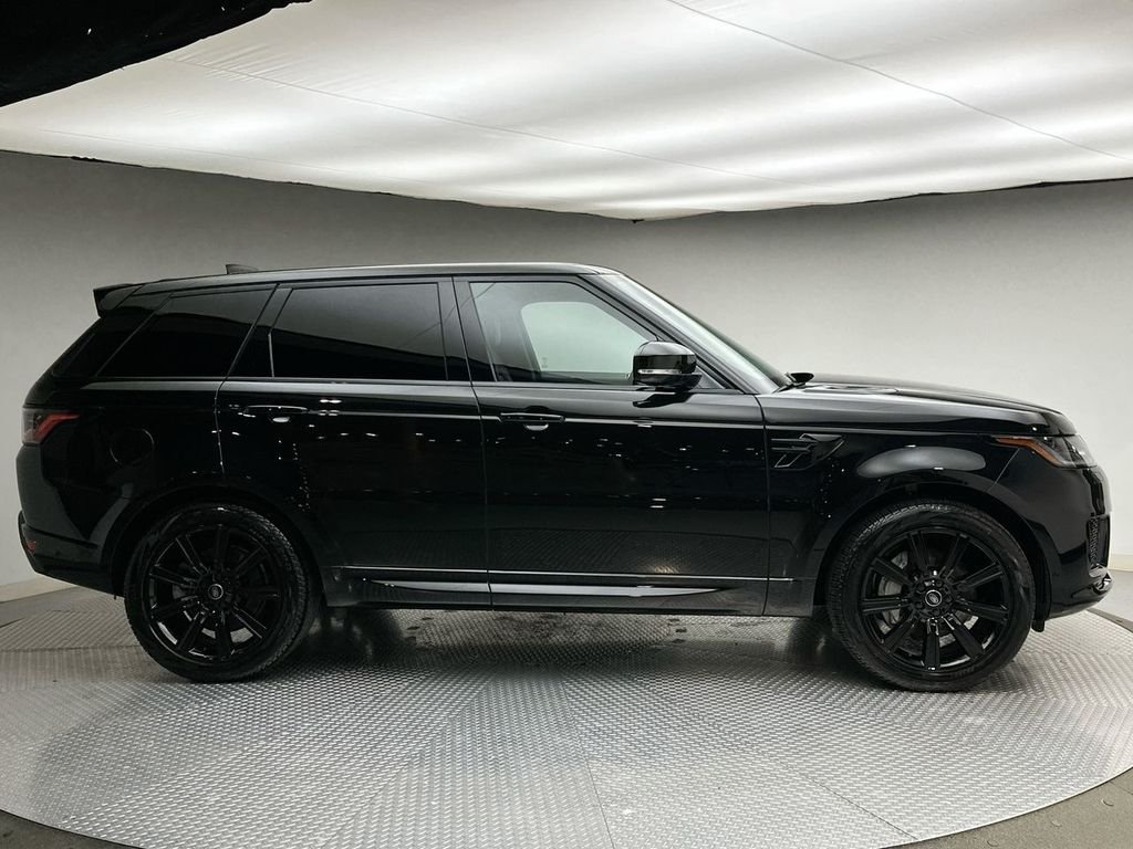 Used 2022 Santorini Black Metallic Land Rover HSE Silver Edition image 14
