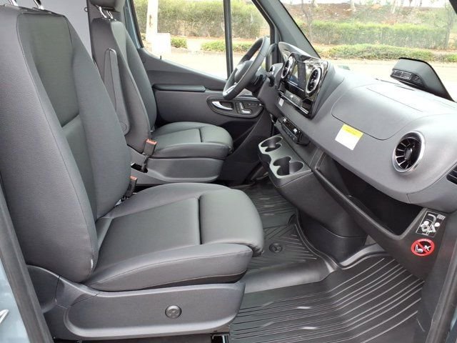New 2026 Gray Mercedes-Benz Cargo 170 WB image 17