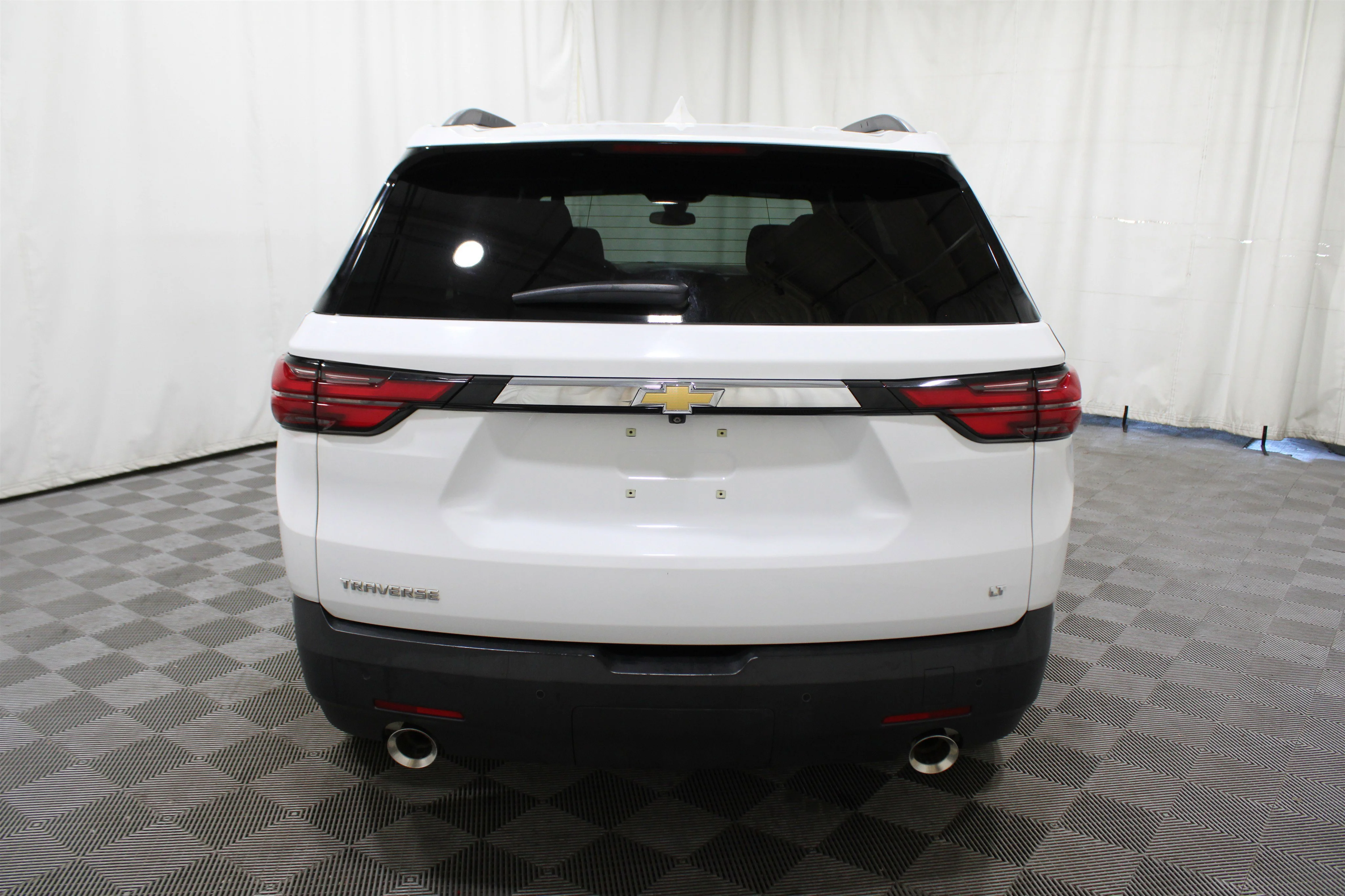 2023 Chevrolet Traverse 1LT - Photo 32
