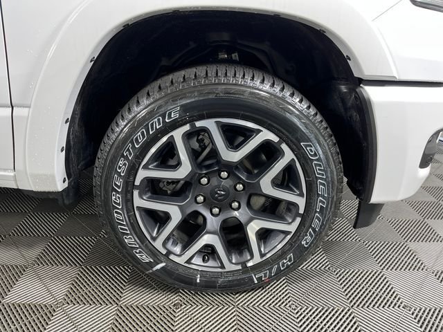 New 2026 Bright White Clear-Coat Exterior Paint RAM Laramie image 7