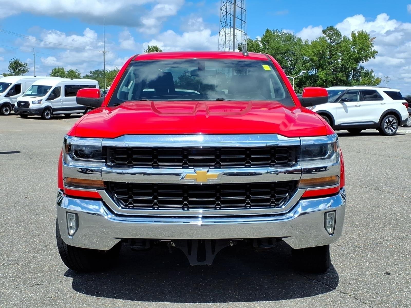 Used 2017 Red Hot Chevrolet LT image 8