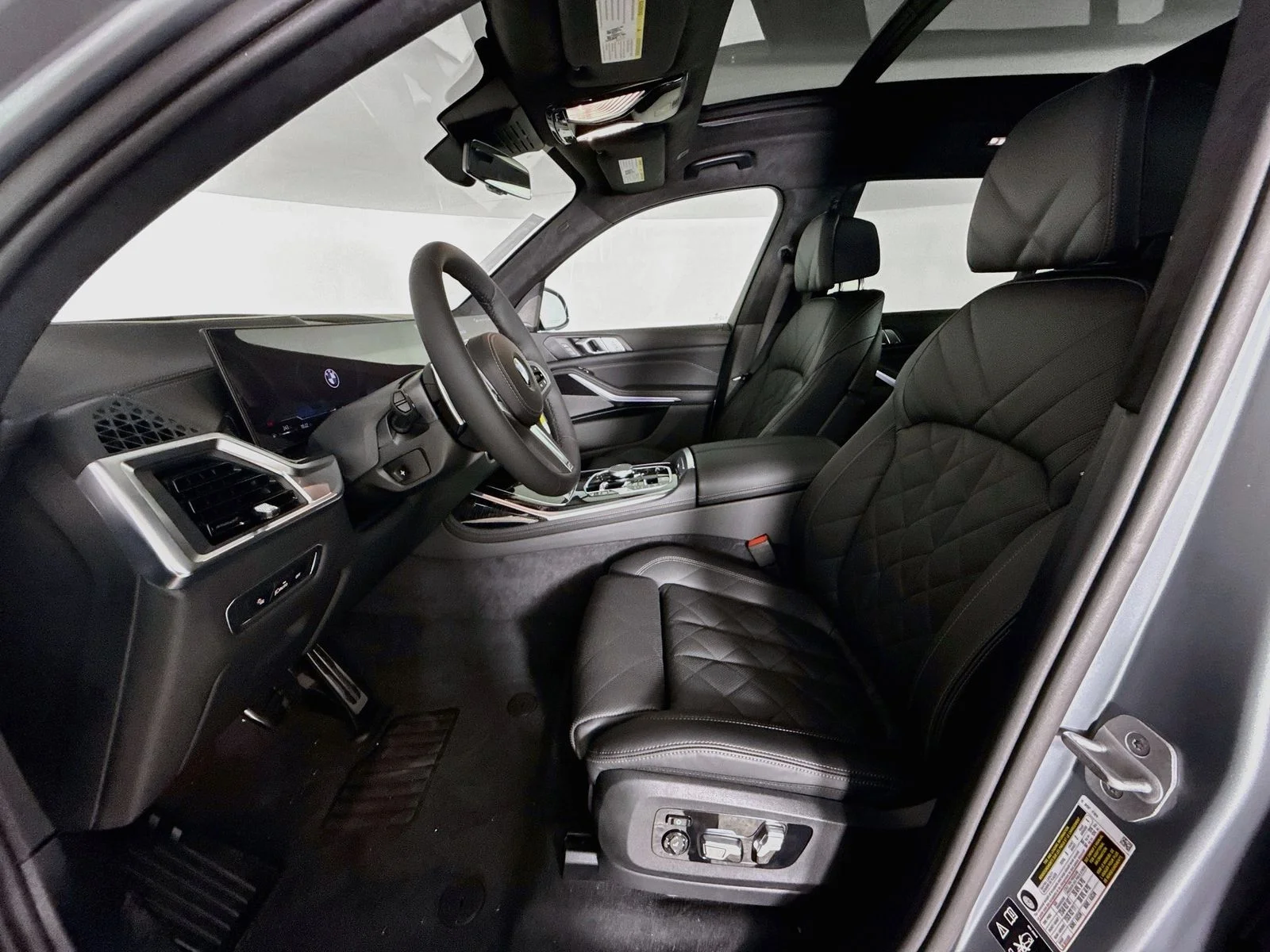New 2027 Frozen Pure Grey Metallic BMW xDrive40i image 22