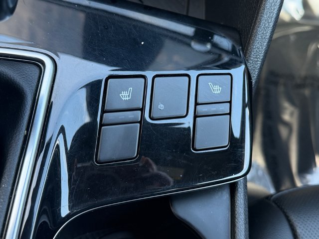 Certified Used 2024 White Kia X-Line image 25