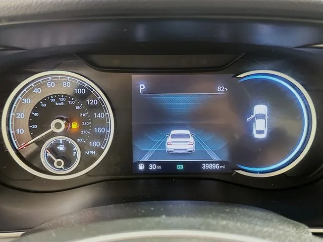 Used 2023 Gray Genesis 2.0T image 18