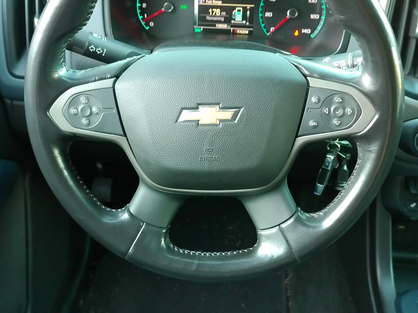 Used 2016 Black Chevrolet Z71 image 20