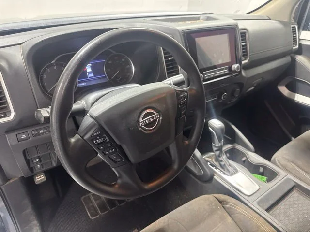 Used 2022 Gray Nissan SV image 12