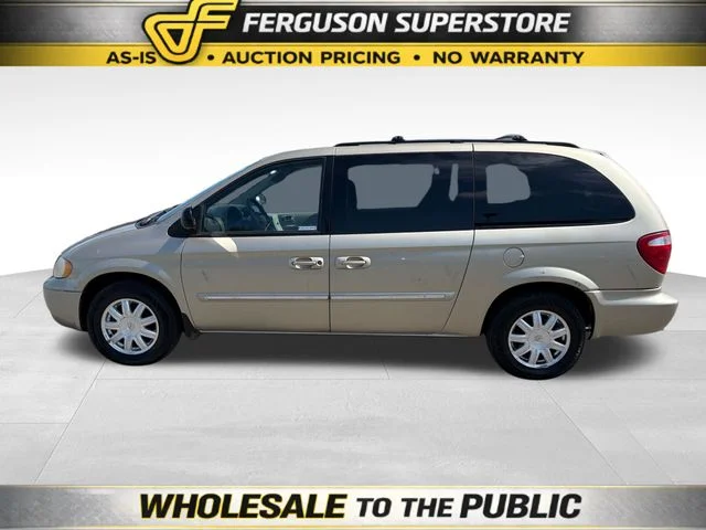 Used 2006 Gold Chrysler Touring image 4