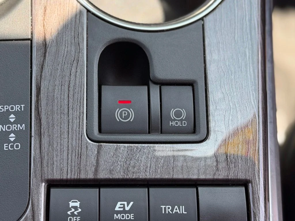 Used 2021 Gray Toyota Platinum image 20
