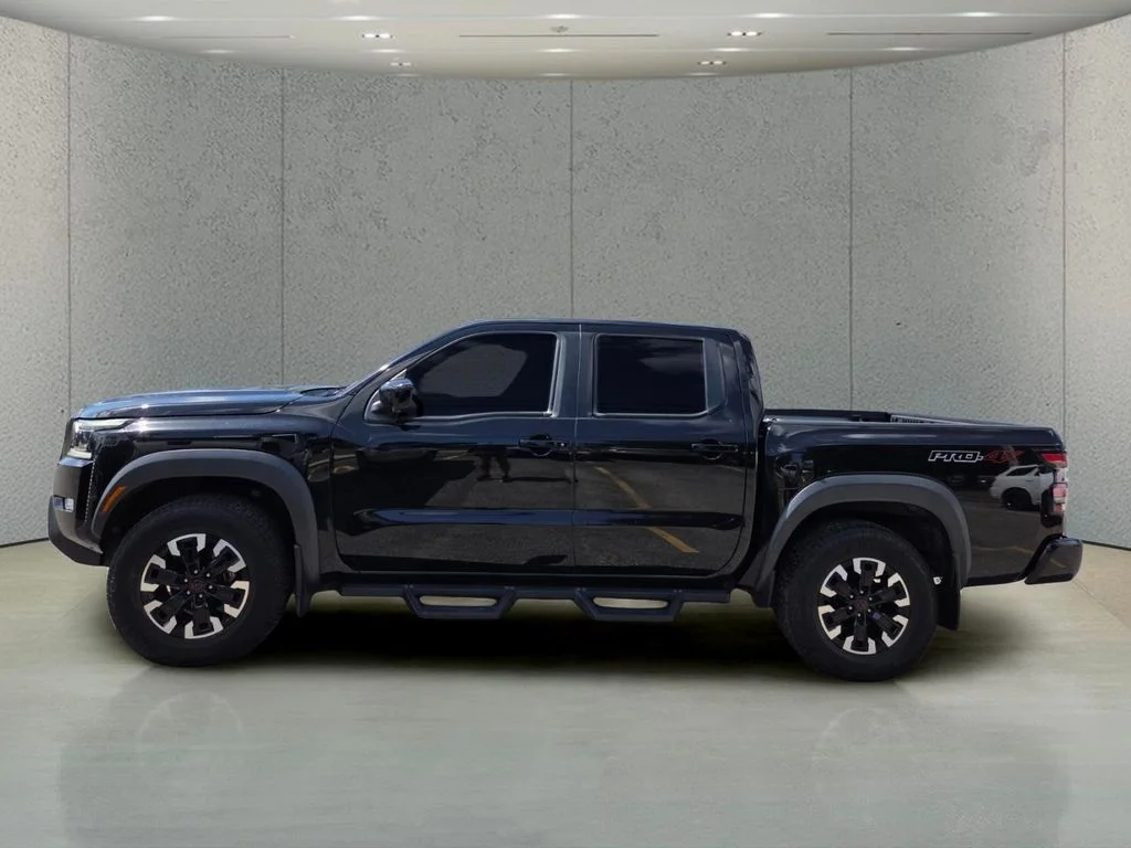 Used 2023 Black Nissan PRO-4X image 2