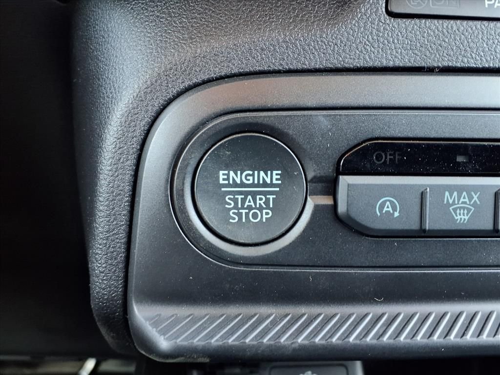 New 2026 Oxford White Ford Badlands® image 19