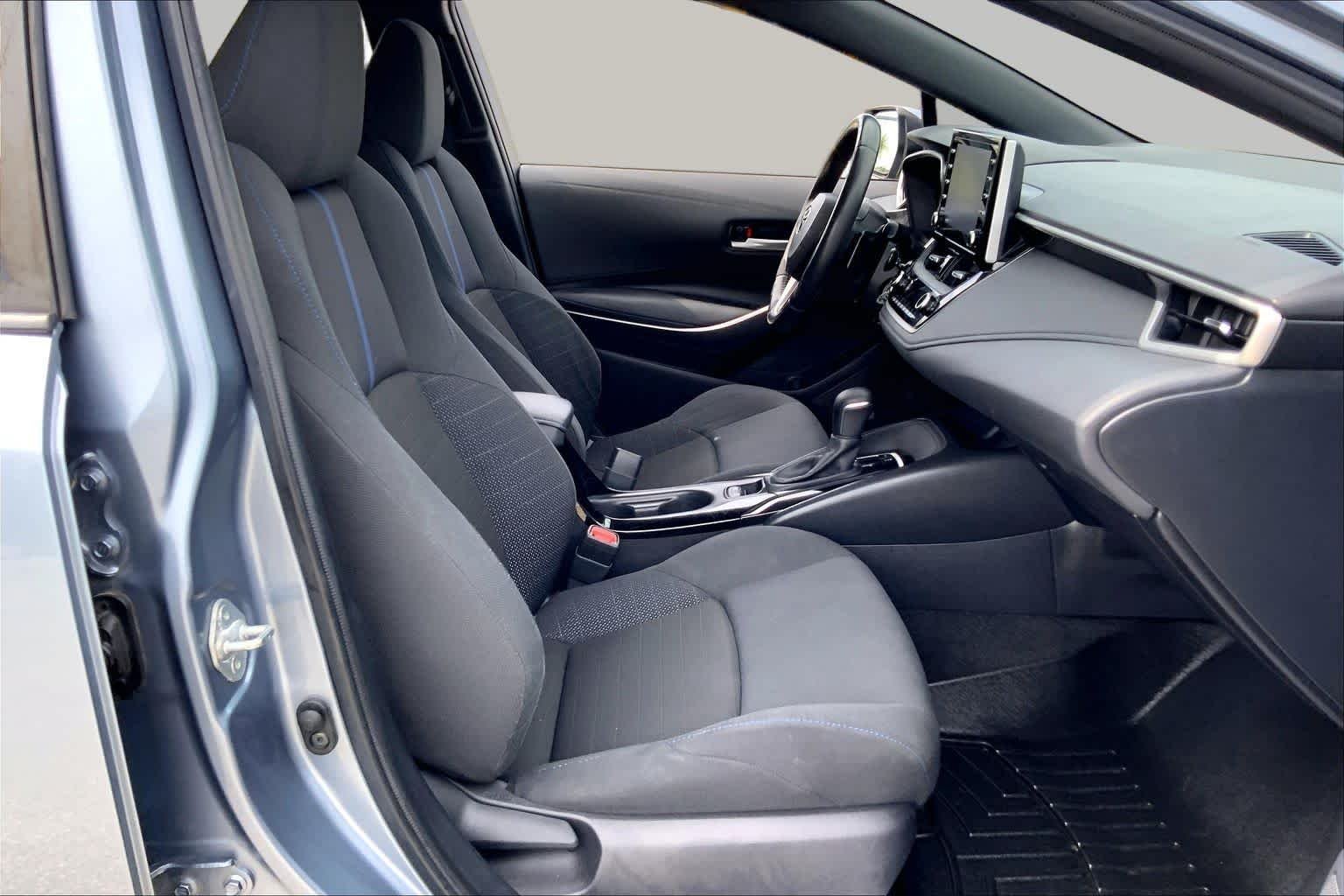 Used 2020 Celestite Toyota SE image 9