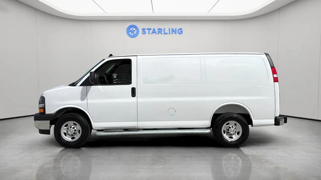2025 Chevrolet Express Cargo Work Van - Photo 9