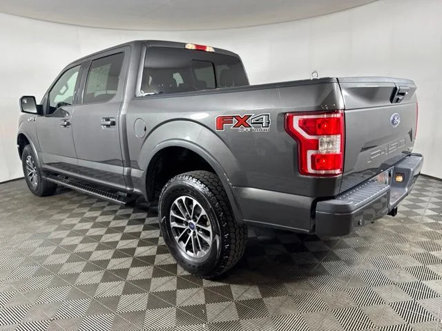 Used 2018 Magnetic Metallic Ford XLT image 6