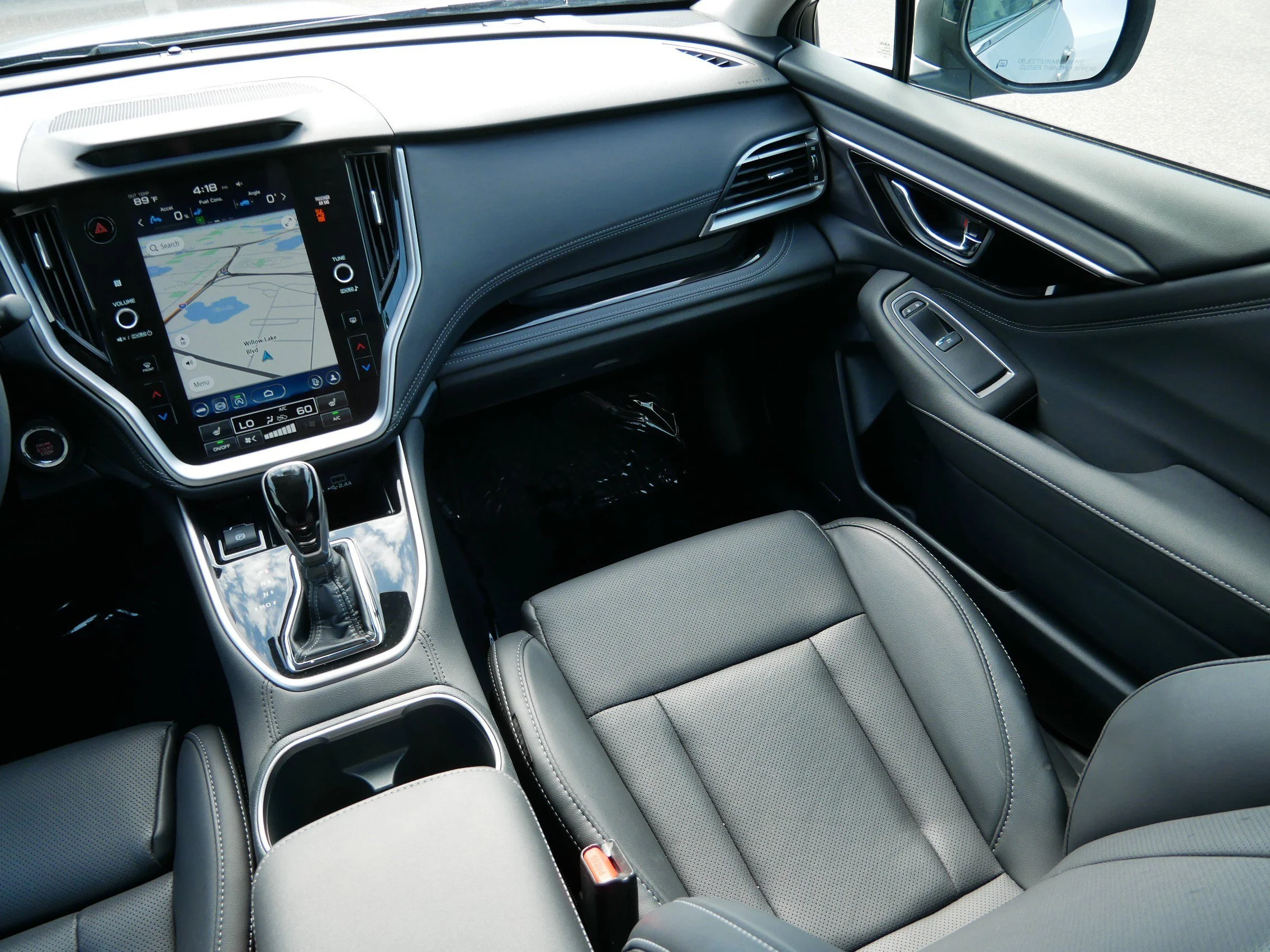 Used 2024 Ice Silver Metallic Subaru Limited image 11