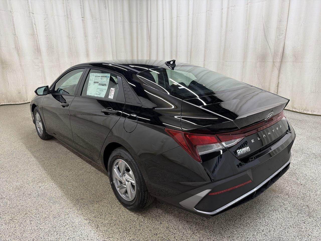 New 2026 Abyss Black Hyundai SE image 9