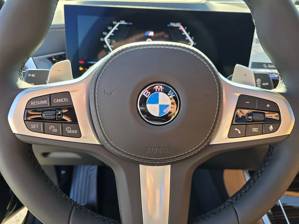Used 2026 Black BMW sDrive40i image 22