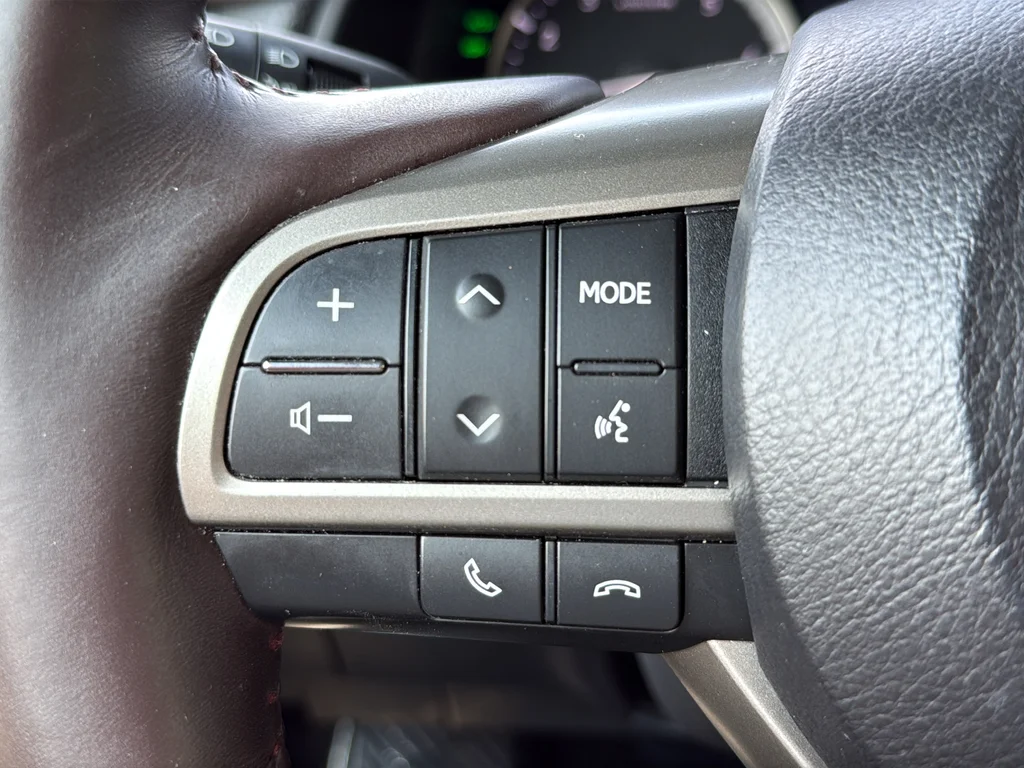 Used 2017 Blue Lexus 350 image 31