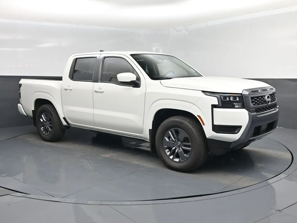 2026 Nissan Frontier SV Crew Cab 4X2 SWB's photo