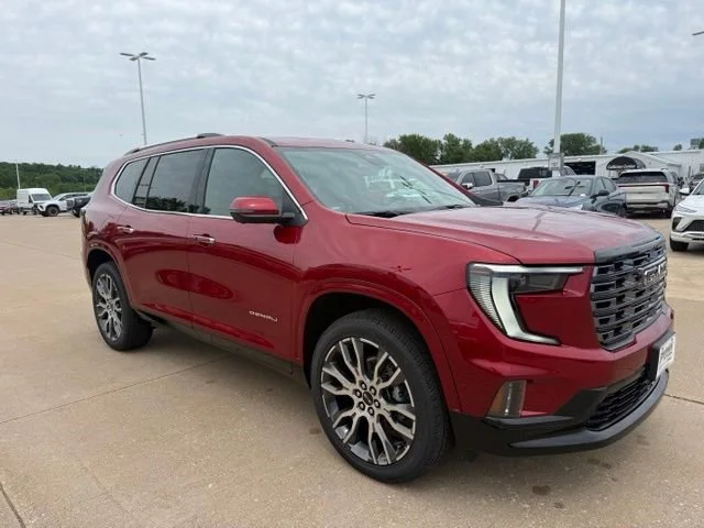 2026 GMC Acadia Denali Ultimate AWD's photo
