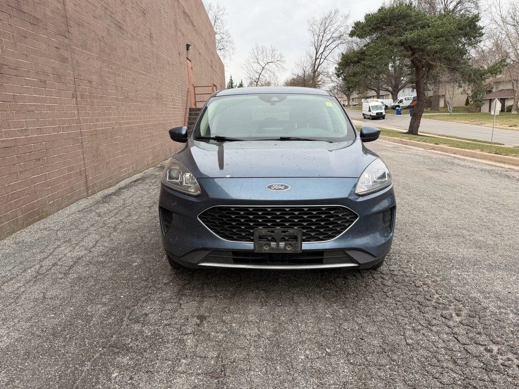 Used 2020 Blue Metallic Ford SE image 8