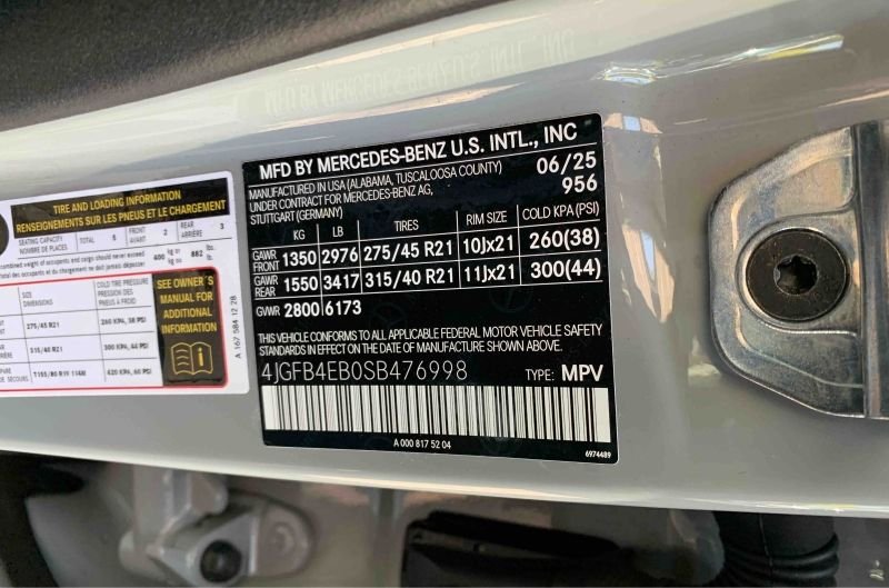 Certified Used 2025 MANUFAKTUR Alpine Gray Mercedes-Benz GLE 350 image 2