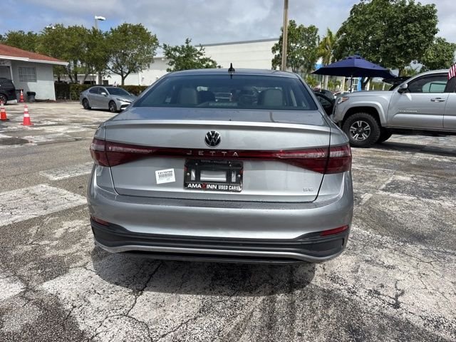 Used 2025 Silver Volkswagen 1.5T SE image 13