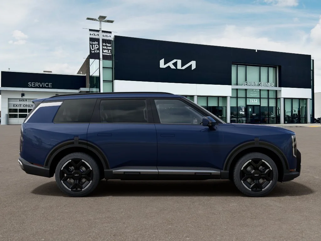 New 2027 Midnight Blue Kia EX image 7