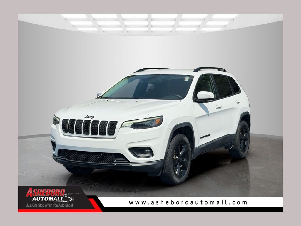 Used 2020 White Jeep Latitude Plus image 1