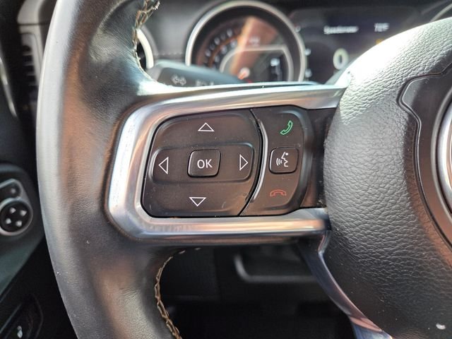 Certified Used 2020 Gray Jeep Overland image 31
