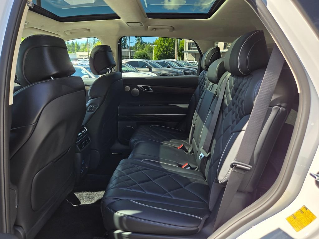New 2026 White Genesis 3.5T PRESTIGE image 16