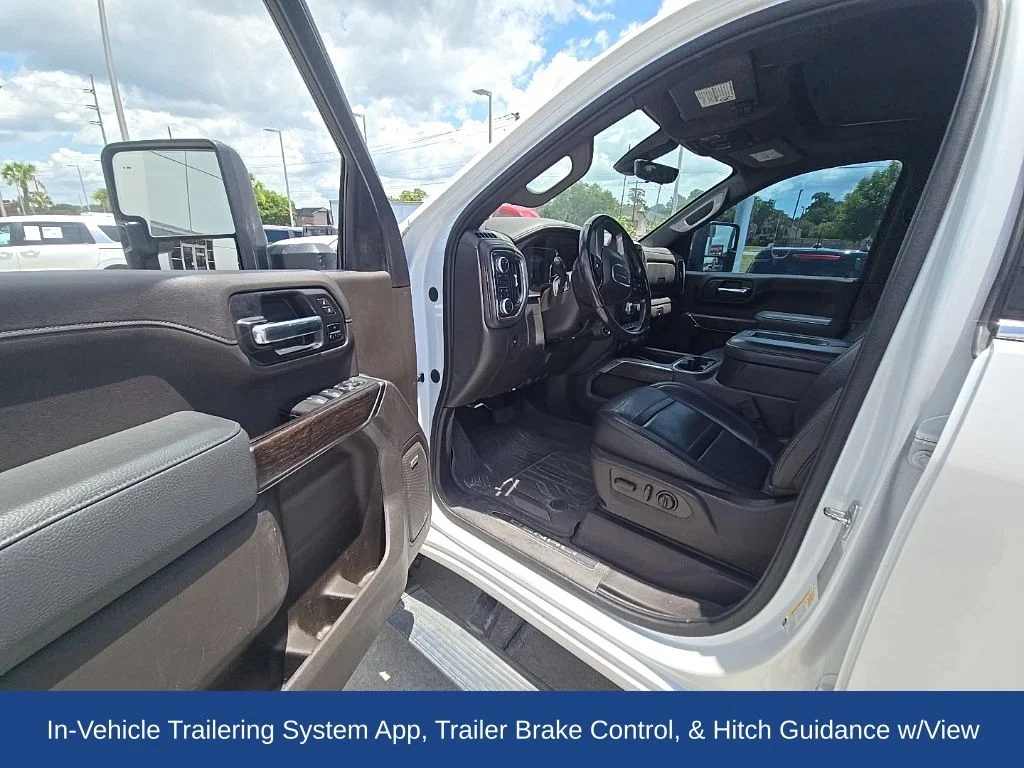 Used 2020 White Frost GMC Denali image 10