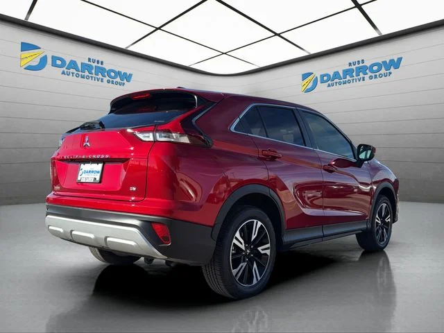 New 2026 Red Mitsubishi SE image 5