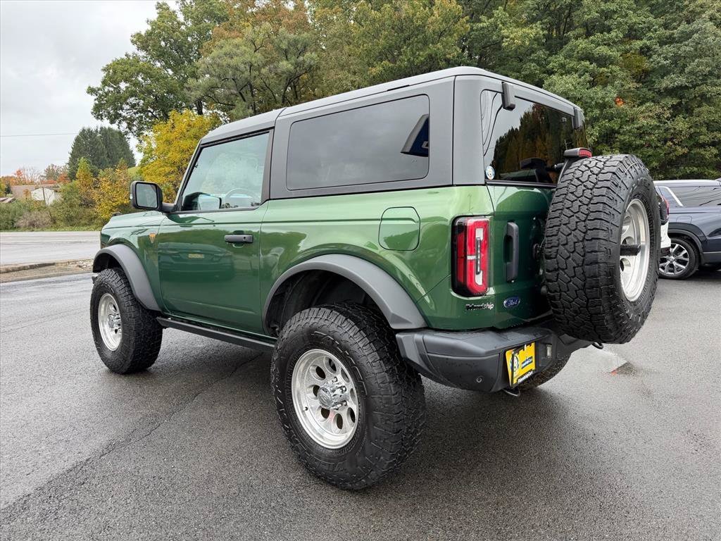 Used 2022 Green Ford Badlands image 5