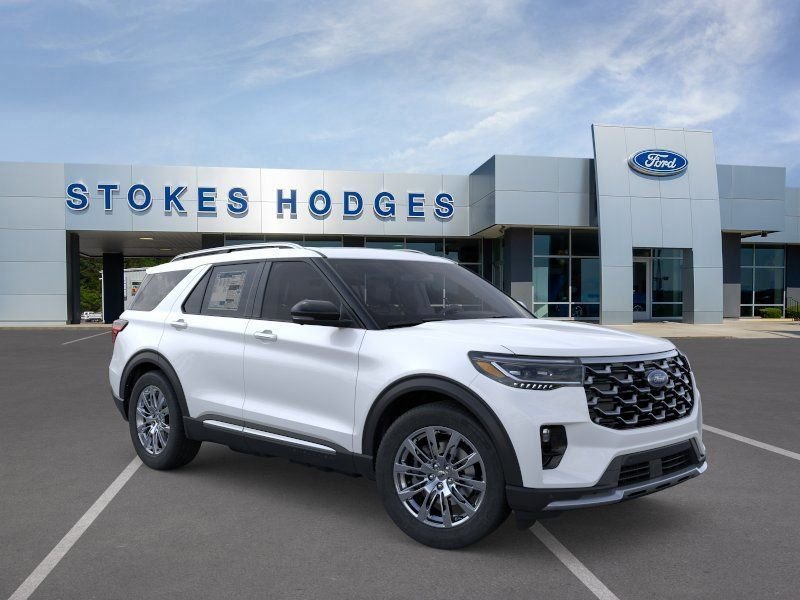 New 2026 Star White Metallic Tri-Coat Ford Platinum™ image 1