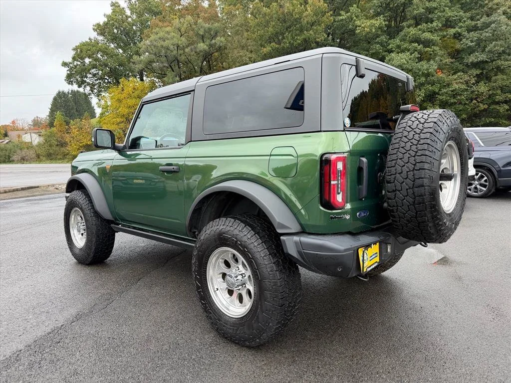 Used 2022 Green Ford Badlands image 5