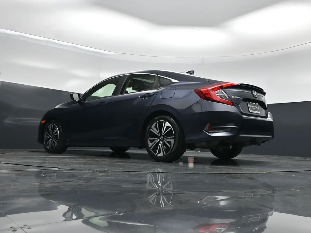 Used 2018 Blue Honda EX-T image 45